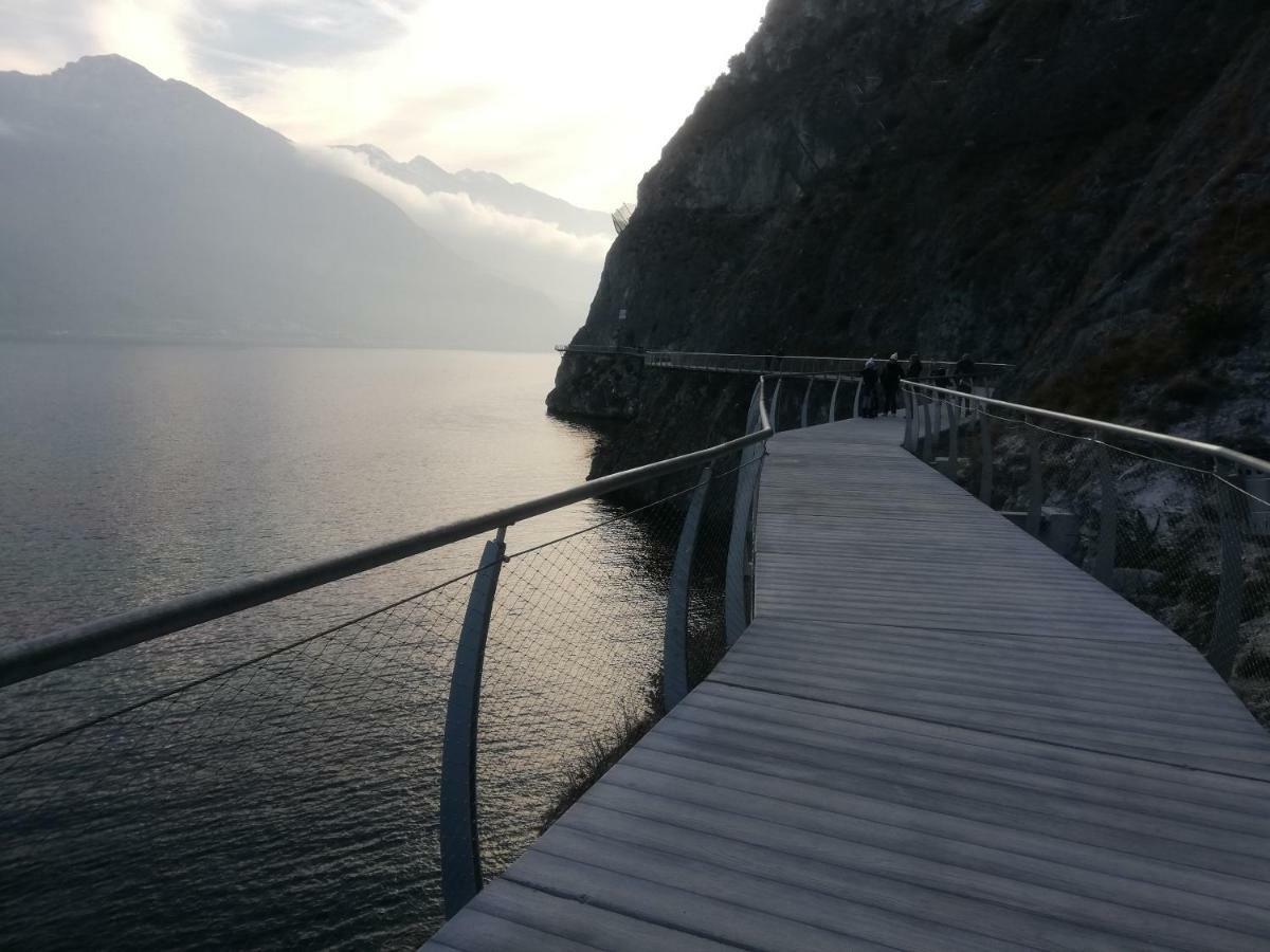 Garda Blu Apartment Riva del Garda Exterior foto